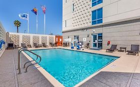 Holiday Inn Express & Suites - Phoenix Dwtn - State Capitol By Ihg
