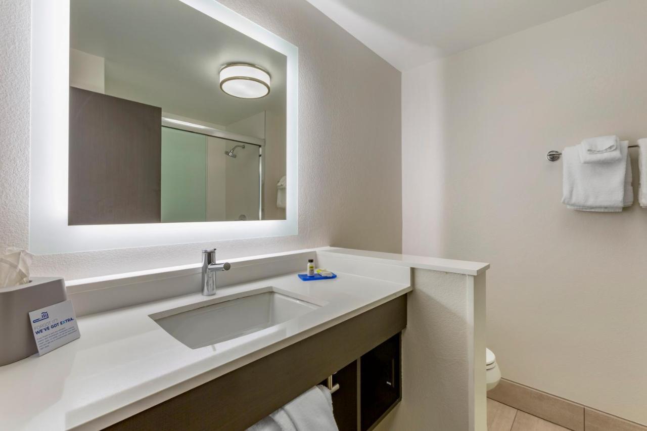 Holiday Inn Express & Suites - Phoenix Dwtn - State Capitol By Ihg Esterno foto