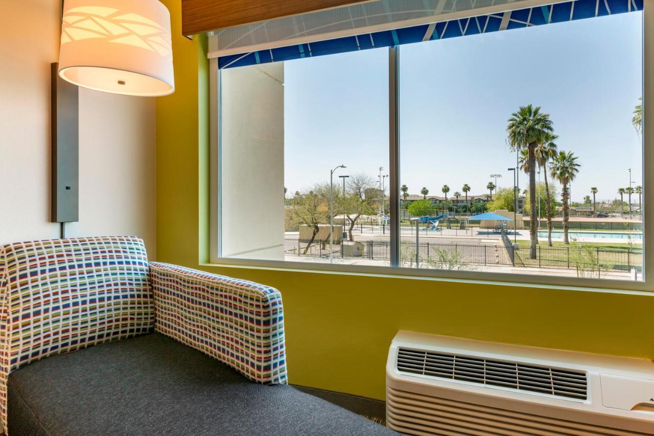 Holiday Inn Express & Suites - Phoenix Dwtn - State Capitol By Ihg Esterno foto