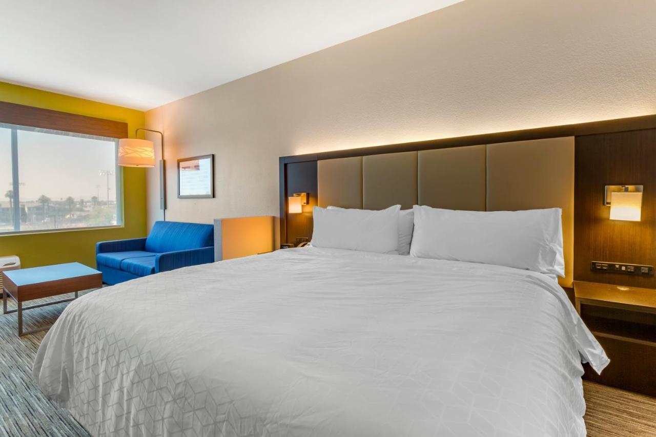Holiday Inn Express & Suites - Phoenix Dwtn - State Capitol By Ihg Esterno foto