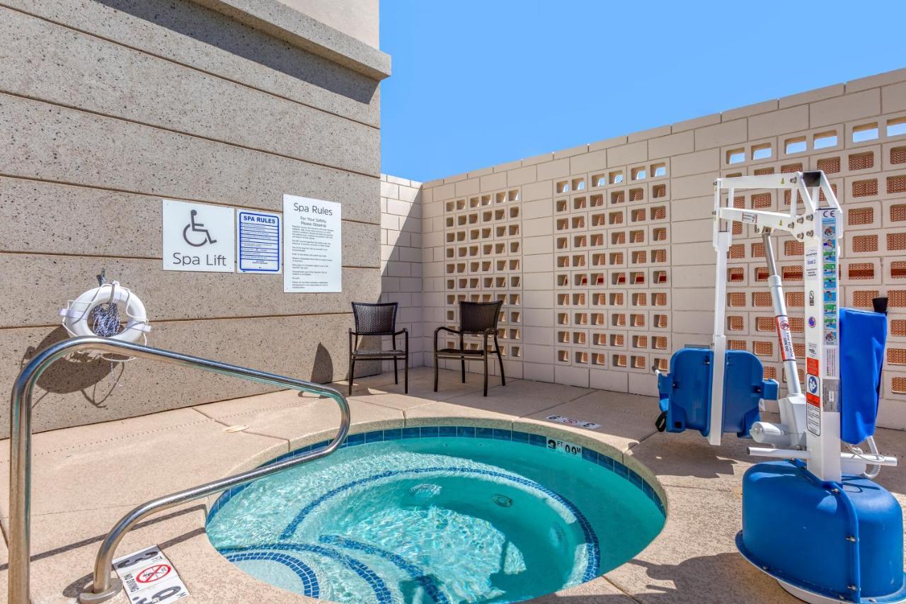 Holiday Inn Express & Suites - Phoenix Dwtn - State Capitol By Ihg Esterno foto