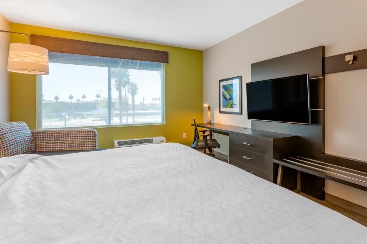 Holiday Inn Express & Suites - Phoenix Dwtn - State Capitol By Ihg Esterno foto