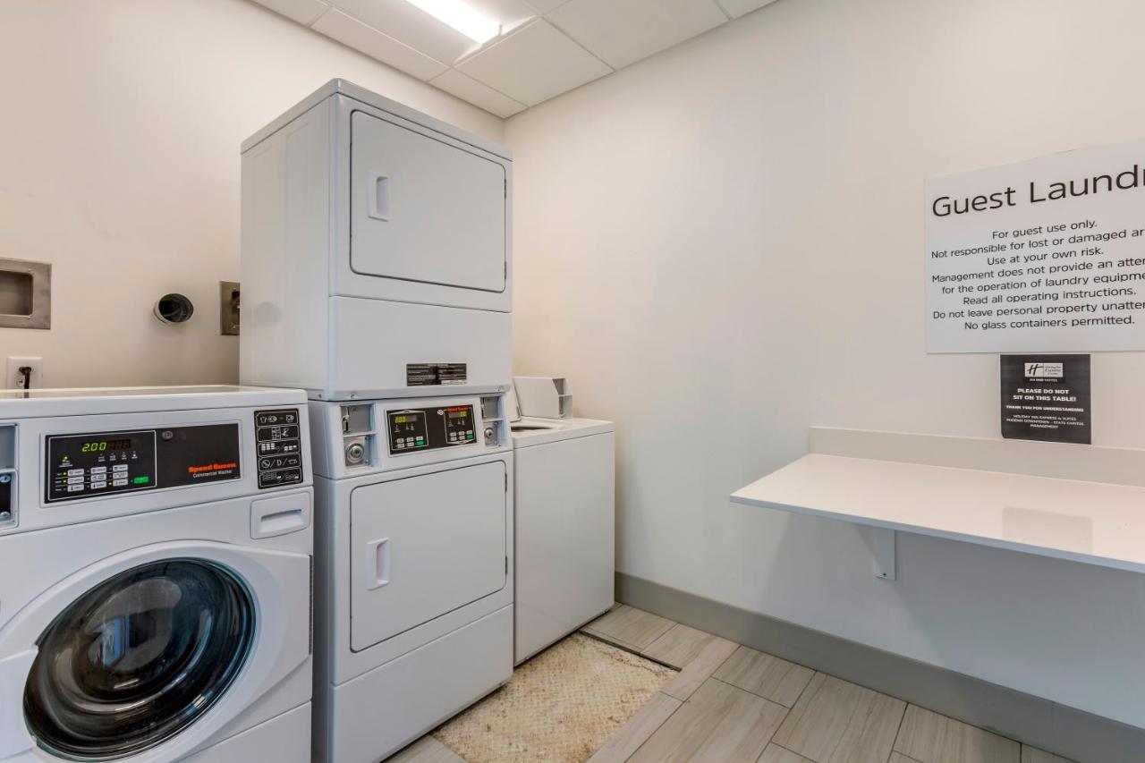 Holiday Inn Express & Suites - Phoenix Dwtn - State Capitol By Ihg Esterno foto