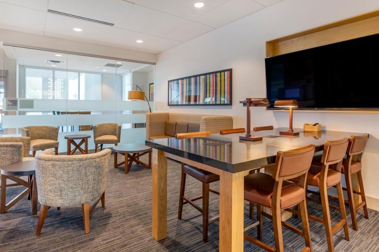 Holiday Inn Express & Suites - Phoenix Dwtn - State Capitol By Ihg Esterno foto